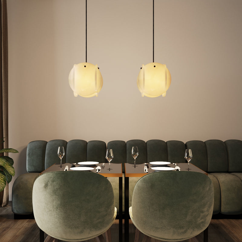 Cento Round Pendant